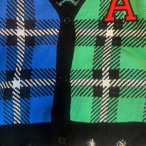 Sweater - Picture 10 of 13